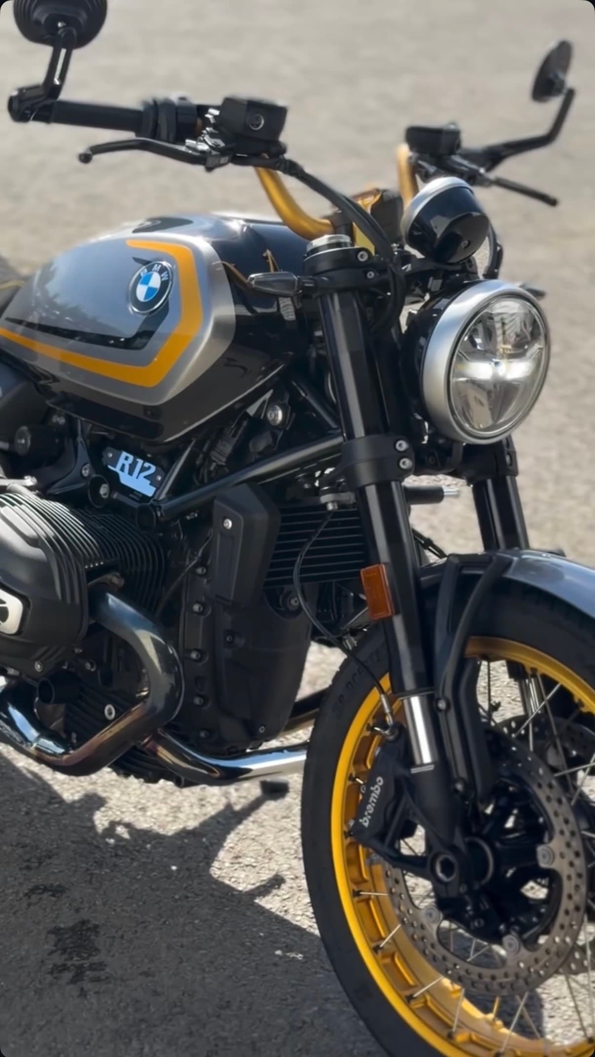 BMW R12 après un detailing complet — finition showroom